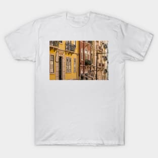 Buildings Of Lisbon - 4 - Is It An Entrance Or An Escape Door © T-Shirt